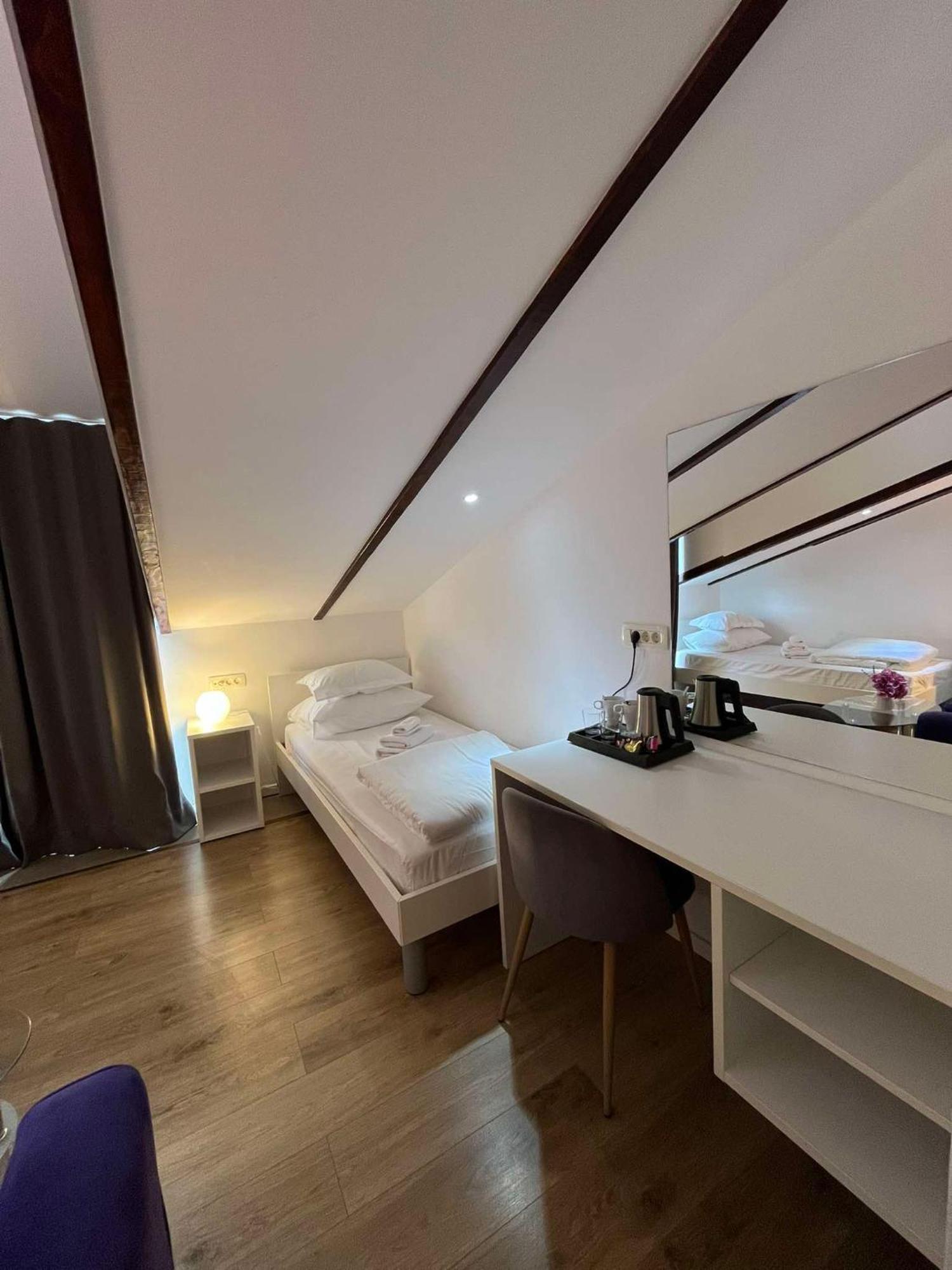 Dela Bed & Breakfast Hvar Town Dış mekan fotoğraf